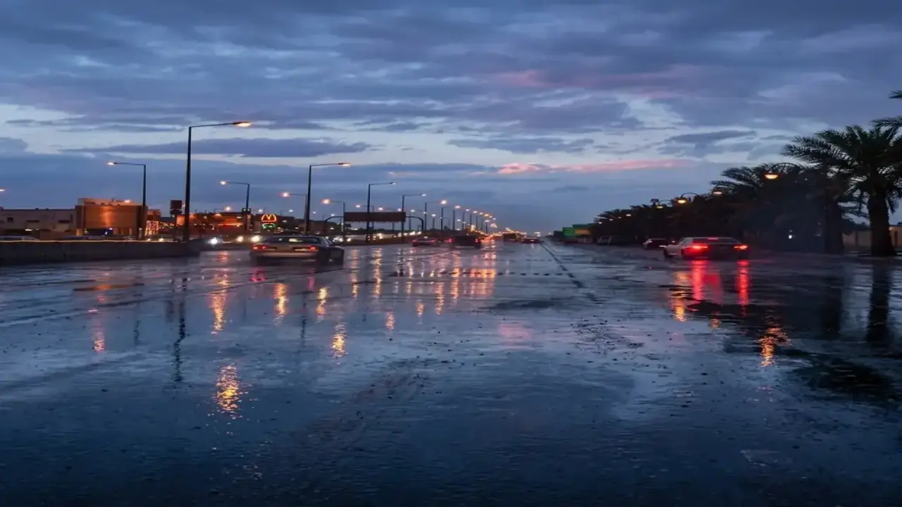 الأرصاد تحذر من أمطار رعدية ورياح نشطة تجتاح 13 منطقة يوم السبت